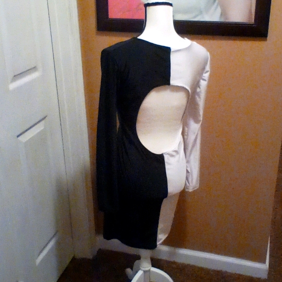 Evening dress - Picture 3 of 4